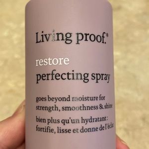 Living Proof Restore Perfecting Spray. Full size
